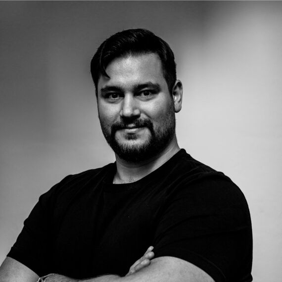 Portraitfoto von Berwan Yildiz, Geschäftsführer bei hi1