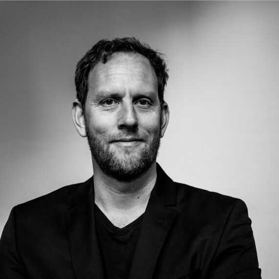 Portraitfoto von Peter Klapal, Geschäftsführer von hi1